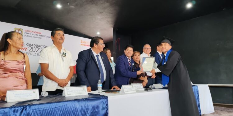 Refuerza Normal de Jaumave la formación de nuevos docentes en Tamaulipas