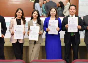 Estudiantes de excelencia de la UAT concluyen estancia en el Órgano de Administración Judicial