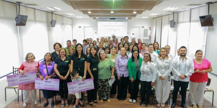 Premia DIF Tamaulipas a organizaciones ganadoras de la convocatoria Familias en Paz 2026
