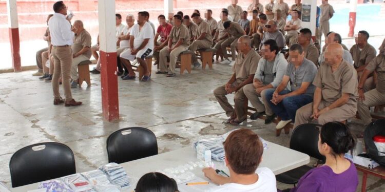 Refuerza SSPT prevención de enfermedades de transmisión sexual en el CEDES Victoria