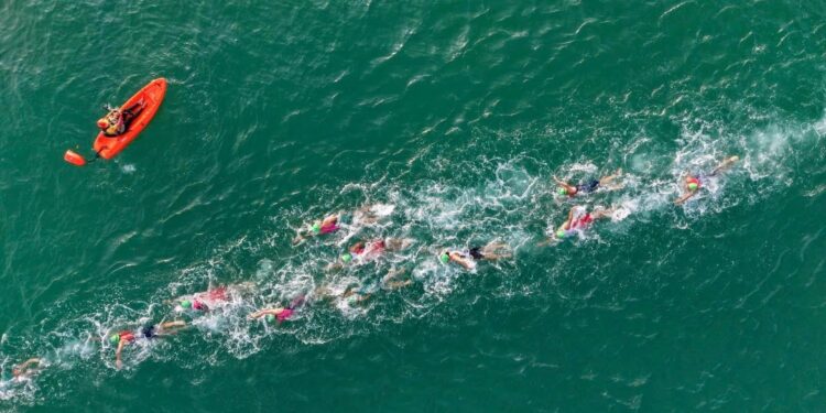Conquistan el Triatlón Tamaulipas Eduardo Núñez y Fernanda Salazar