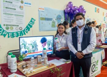 Desarrolla alumna de la UAT biopesticida que elimina plagas agrícolas