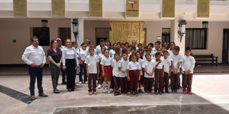 Acerca SET estudiantes rurales a experiencias educativas integrales con el programa “Educación en Movimiento”