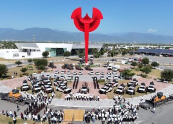 Fortalece Gobierno de Tamaulipas capacidad operativa de la Secretaría de Obras Públicas con nueva maquinaria