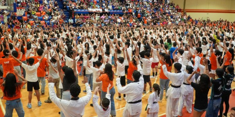 Clausura el rector Dámaso Anaya exitoso campamento infantil de la UAT