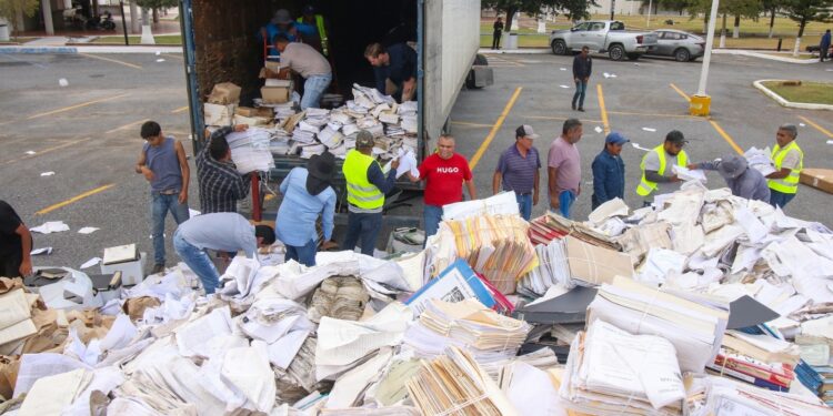 Convertirá Gobierno de Tamaulipas residuos de papel en apoyo para la educación