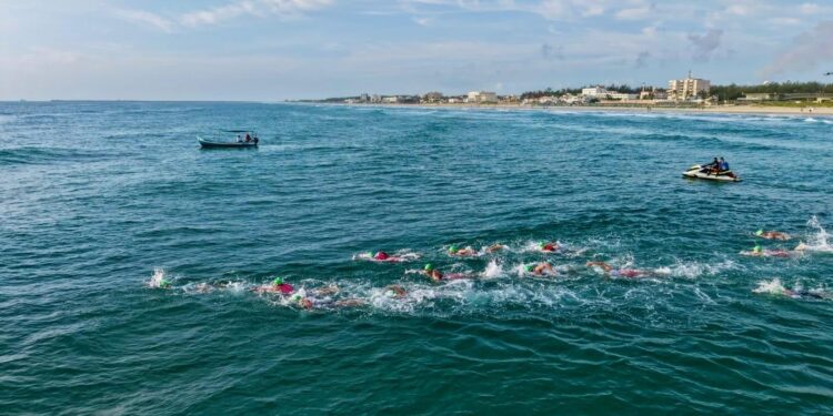 Conquistan el Triatlón Tamaulipas Eduardo Núñez y Fernanda Salazar