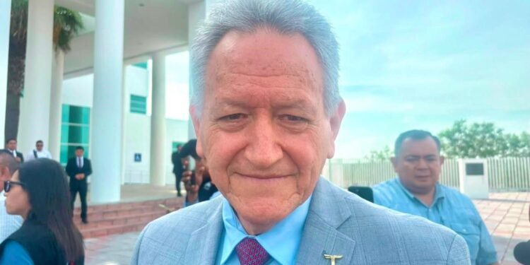 La instrucción es fortalecer el sistema de salud: Ricardo Guerrero