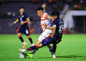 CORRECAMINOS FUE LETAL FRENTE AL CAMPEÓN Y LO VENCE 3 A 1