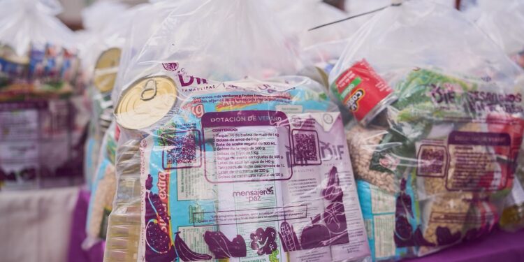 Entrega DIF Tamaulipas dotaciones para que estudiantes continúen con sus desayunos escolares en vacaciones