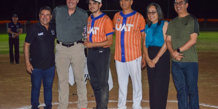 Potrancas y Vinculación, campeones en Torneo de Softbol Funcionarios UAT