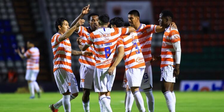 PROTAGONIZA CORRECAMINOS ESPECTACULAR EMPATE EN ZACATECAS