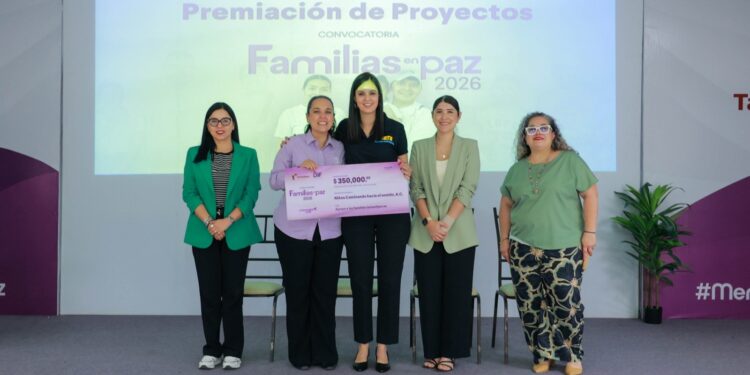 Premia DIF Tamaulipas a organizaciones ganadoras de la convocatoria Familias en Paz 2026