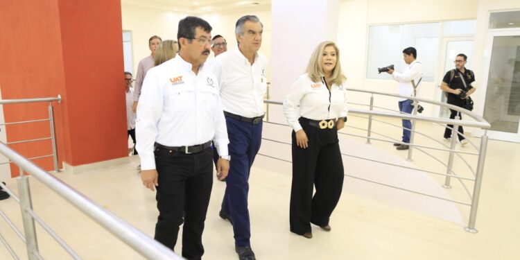 Inaugura Américo Preparatoria Tampico de la UAT; destaca consolidación de la universidad
