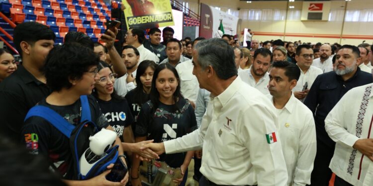 Pone Américo a las juventudes en el centro de las políticas públicas