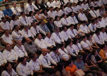 Celebra UT Matamoros su 25 aniversario honrando a docentes y personal fundador