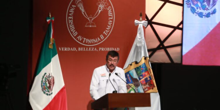 El rector Dámaso Anaya agradeció el reconocimiento público de la presidenta Claudia Sheinbaum hacia la UAT