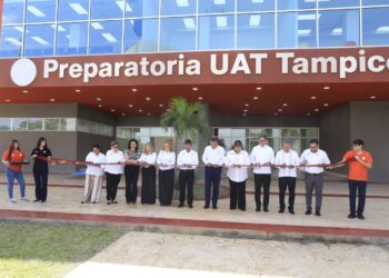 Inaugura Américo Preparatoria Tampico de la UAT; destaca consolidación de la universidad