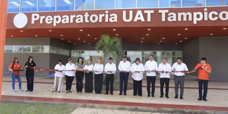 Inaugura Américo Preparatoria Tampico de la UAT; destaca consolidación de la universidad