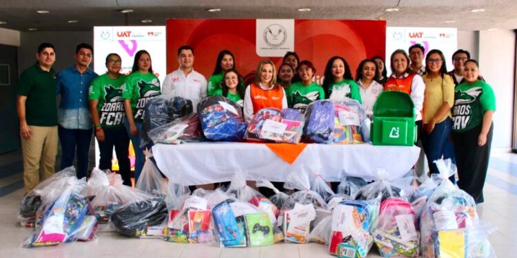Concluye Familia UAT la colecta de útiles escolares “Impulsando Corazones 2026”