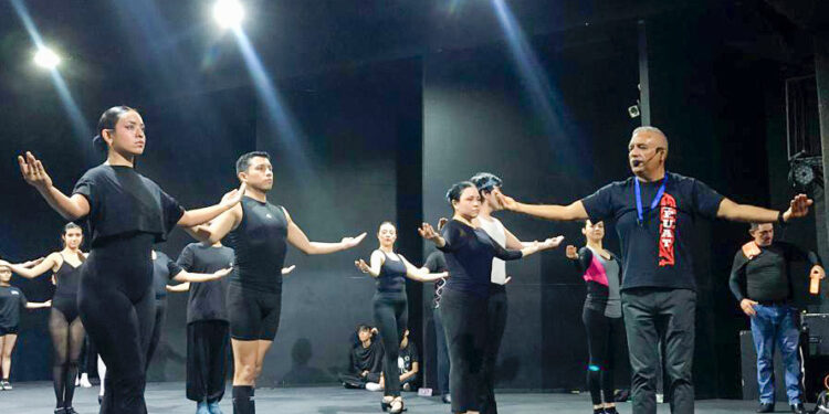 Refrenda UAT liderazgo cultural nacional en el Ballet Folklórico de México