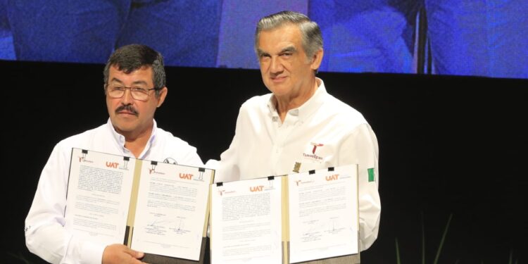 Inaugura Américo Preparatoria Tampico de la UAT; destaca consolidación de la universidad