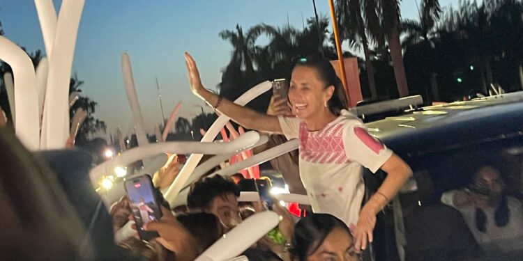 Da la UAT cálida bienvenida a la presidenta Claudia Sheinbaum en el Campus Tampico