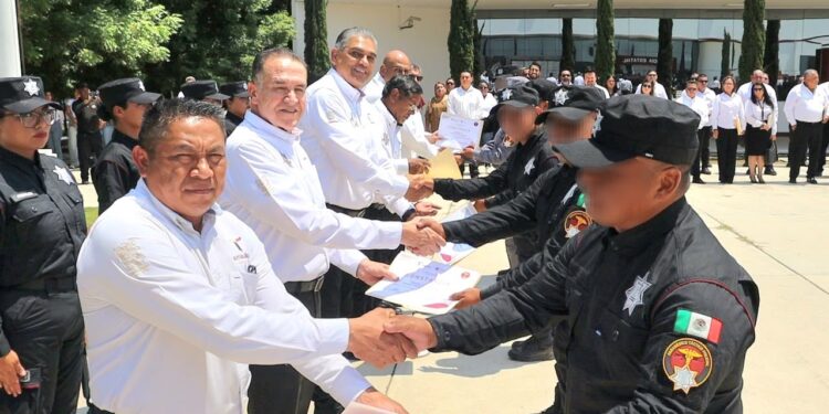 Entrega SSPT constancias a egresados del 22 escalón de Medicina Táctica Policial
