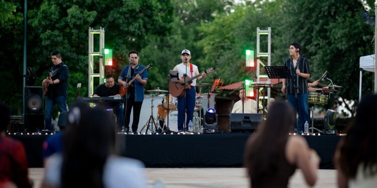 Brilla el talento juvenil en la “Noche Bohemia” del INJUVE Tamaulipas