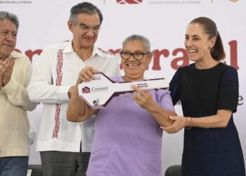 Con la entrega de viviendas se hace justicia a quienes menos tienen: Claudia Sheinbaum