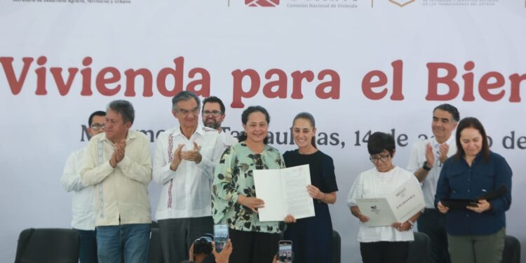 Con la entrega de viviendas se hace justicia a quienes menos tienen: Claudia Sheinbaum