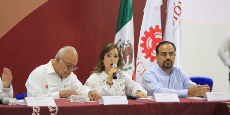 «Fortalecemos la capacitación para responder a los nuevos desafíos laborales» : Américo
