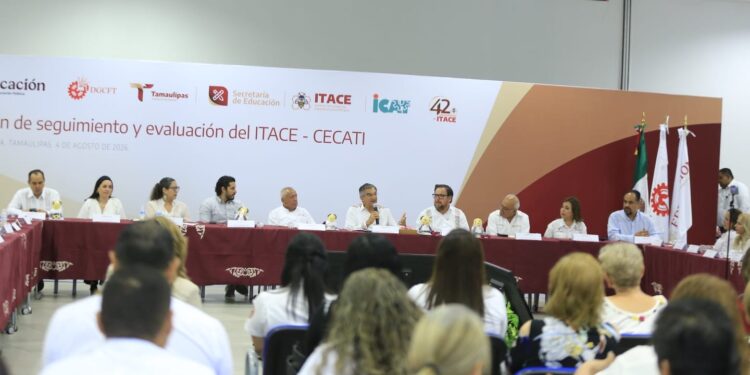 «Fortalecemos la capacitación para responder a los nuevos desafíos laborales» : Américo