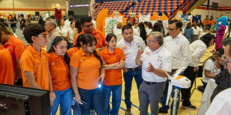 Fomenta UAT la vocación científica en la juventud con el “Día de la Investigación 2026”
