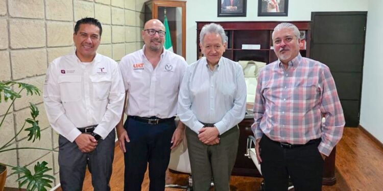 La UAT y Secretaría de Salud estatal incorporan la inteligencia artificial a la atención médica preventiva