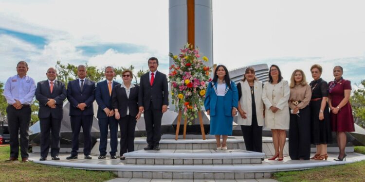 “La UAT es una universidad moderna, dinámica, con rostro humano y corazón social»: rector Dámaso Anaya