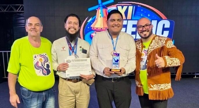 Conquistan alumnos de la UTALT trofeo al Talento Científico Internacional