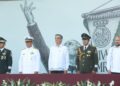 Américo preside desfile cívico-militar por el 216 aniversario de la Independencia de México