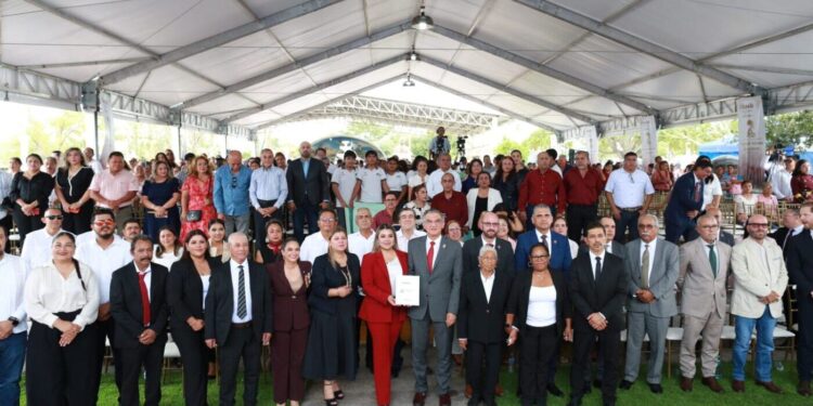 En Abasolo, impulsa Américo nuevas alternativas para el campo, obras y gestión de viviendas