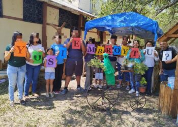 Reforestación y creación de un huerto urbano unen comunidades para prevenir el delito en Reynosa y Matamoros