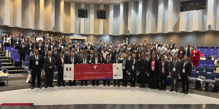Fortalece Dámaso Anaya proyección global de la UAT en la Cumbre de Rectores en Japón