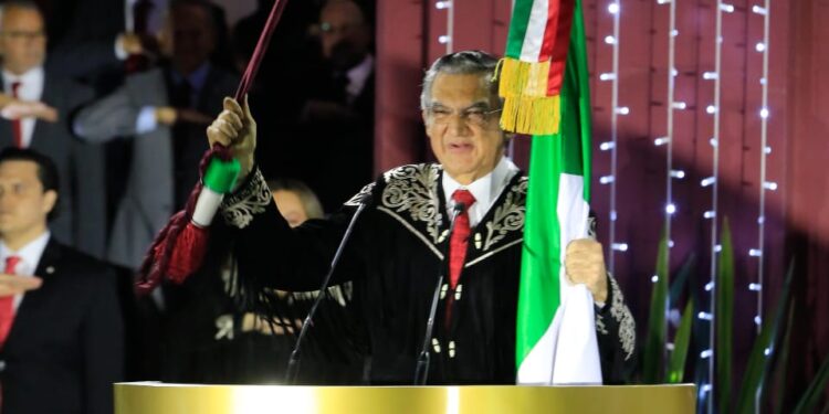 Encabeza Américo tradicional Grito de Independencia desde la capital tamaulipeca