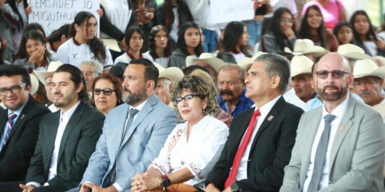 Reitera Américo apoyo a Miquihuana para avanzar en la transformación y bienestar