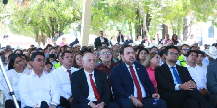 Refrenda Américo impulso a la vocación agropecuaria de Palmillas