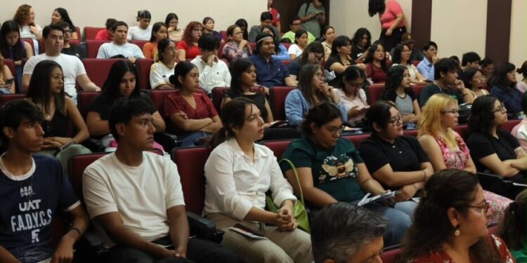 Participa Secretaría de las Mujeres en taller “Mujeres Universitarias Libres de Violencia”