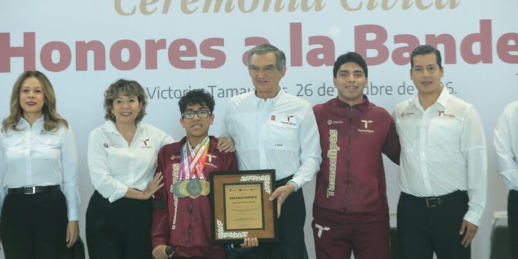 Reconoce Américo a medallistas paralímpicos y anuncia aumento de apoyos a deportistas y entrenadores