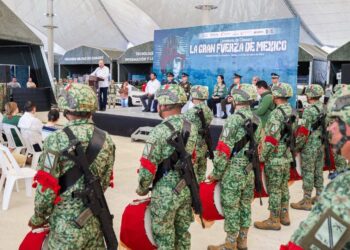 Clausura secretario general de Gobierno exposición militar La Gran Fuerza de México en Tampico