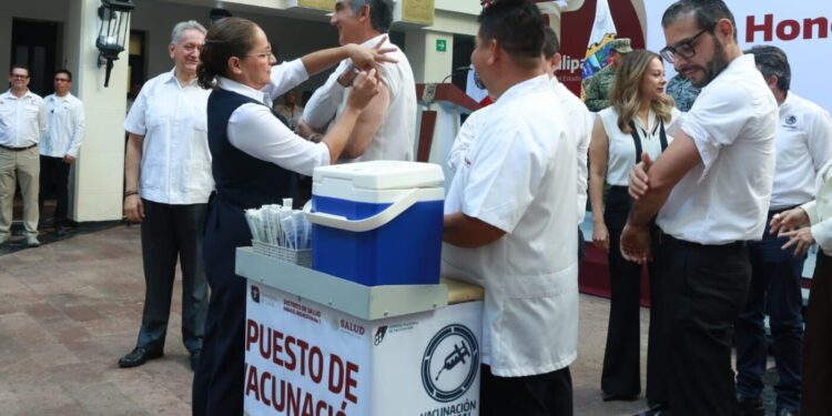 Pone en marcha Américo Campaña Estatal de Vacunación 2026