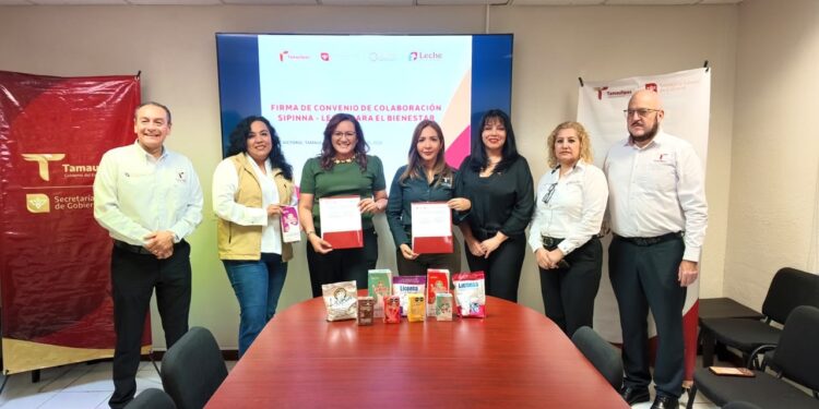 Sellan Leche del Bienestar y SIPINNA compromiso con la niñez