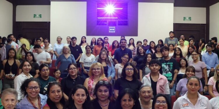 Participa Secretaría de las Mujeres en taller “Mujeres Universitarias Libres de Violencia”